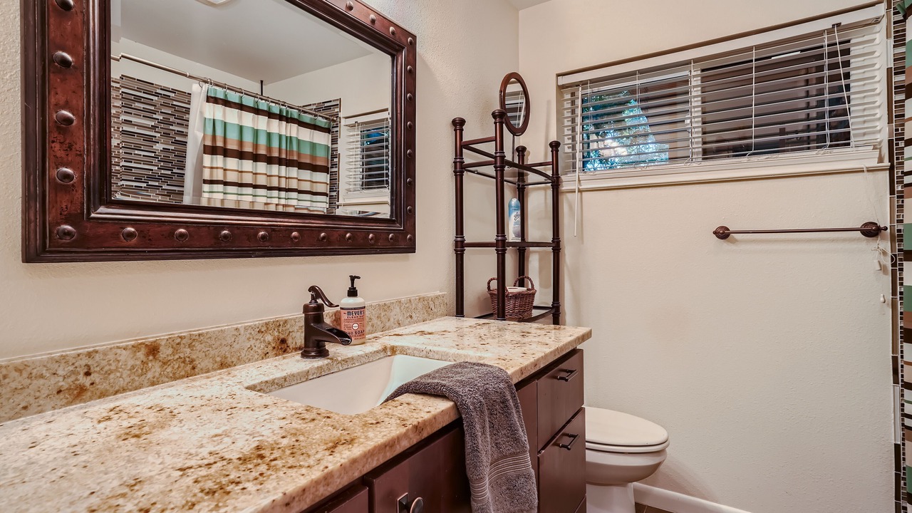 Photo of Bathroom in University Hills and Windsor Park
