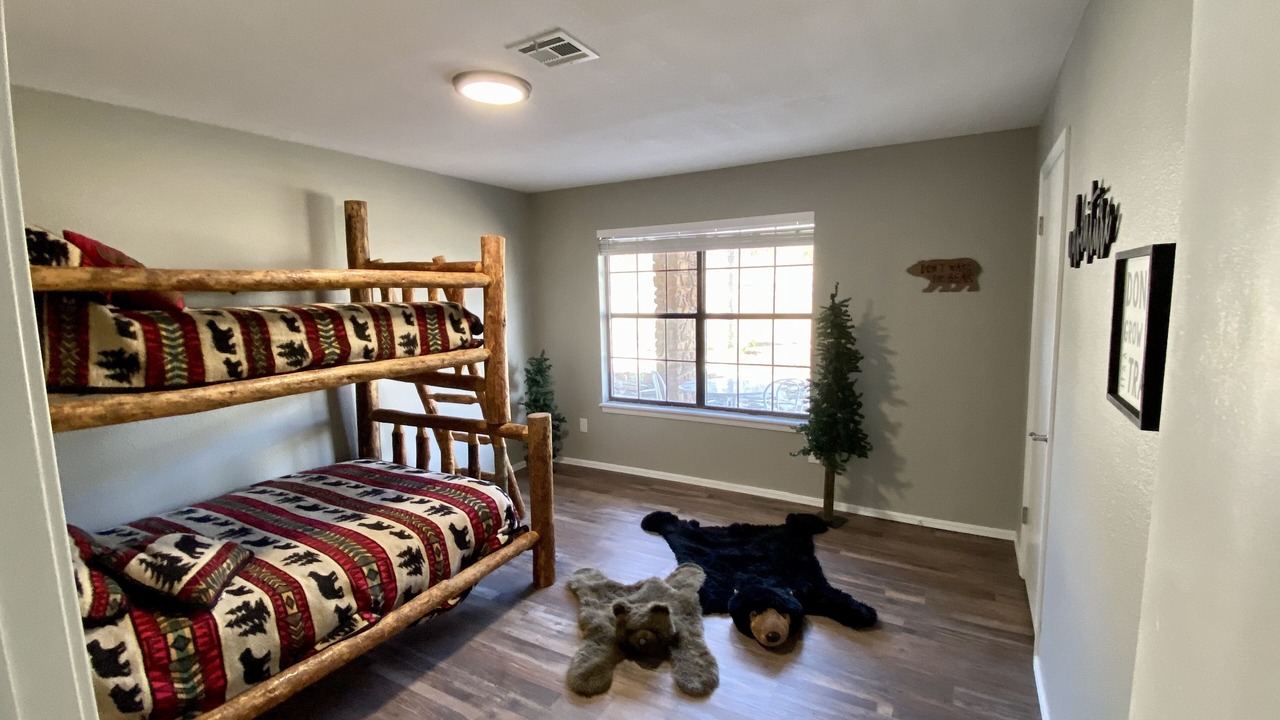 Photo of Bedroom in Hoyt