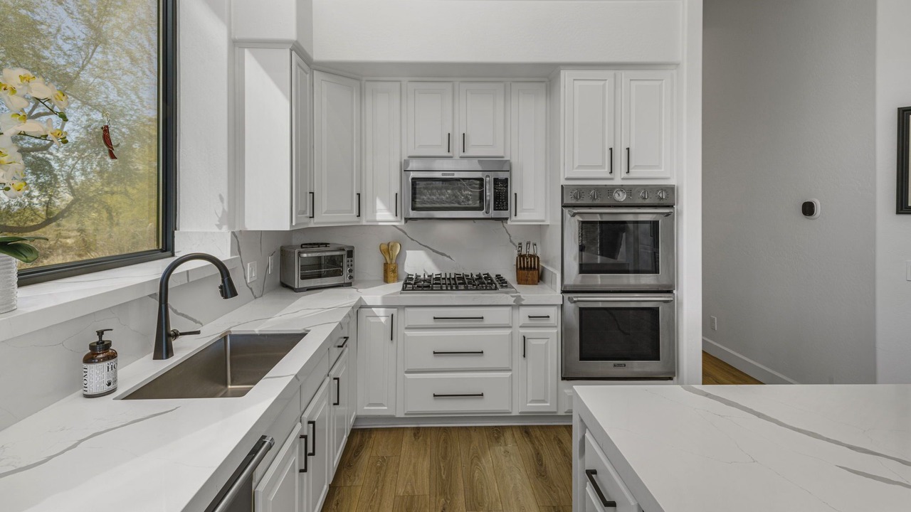 Photo of Kitchen in Legend Trail