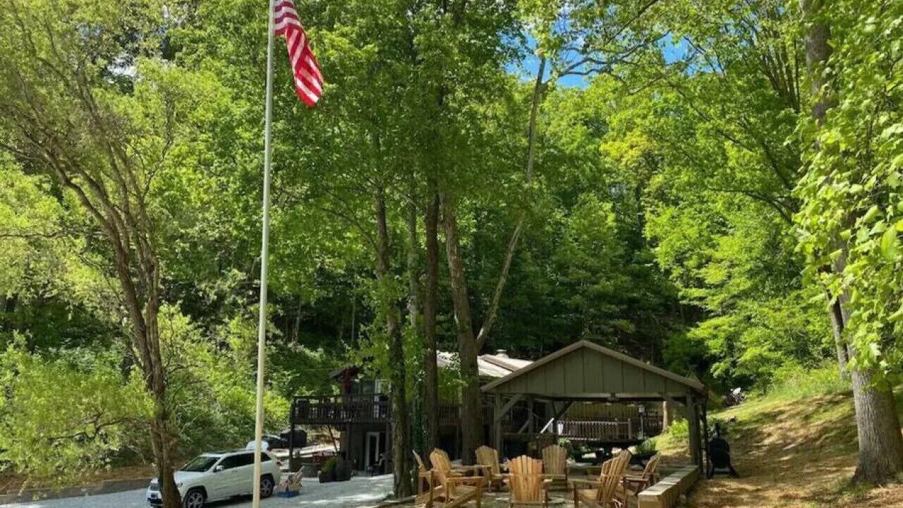 Photo of Others in Flat Hollow Marina
