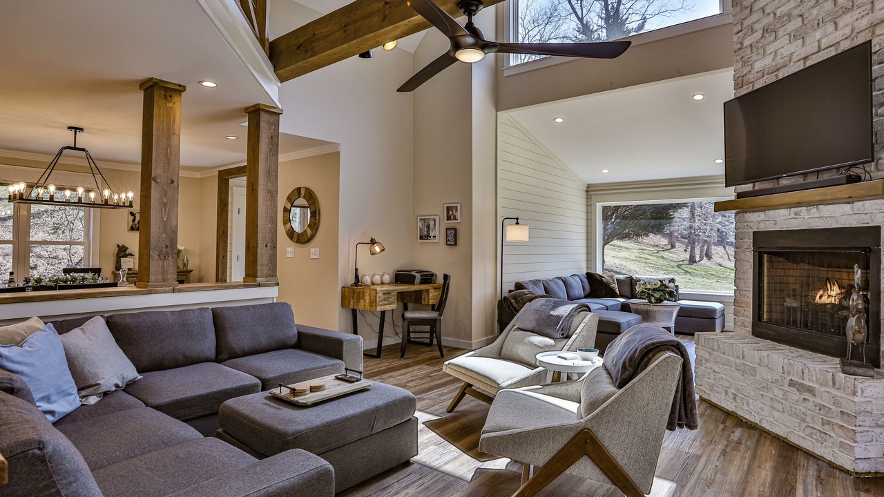Photo of Livingroom in Ellijay