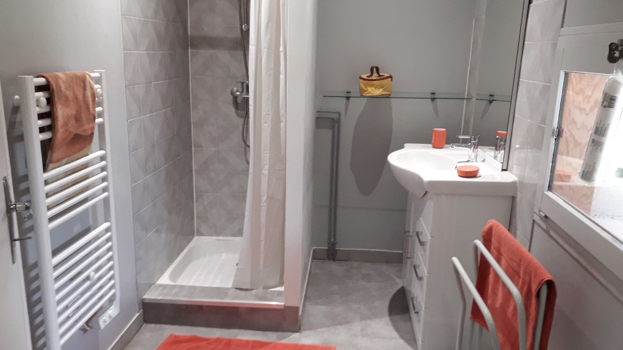 Photo of Bathroom in Montjay