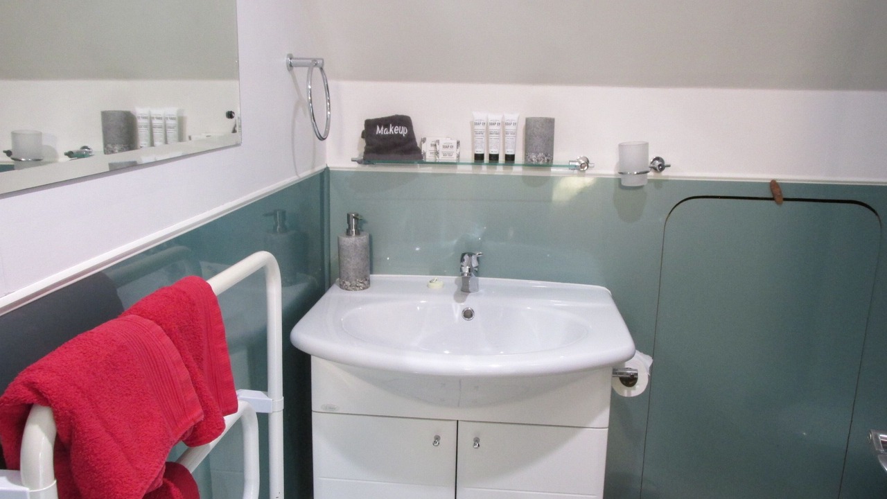 Photo of Bathroom in Haruru