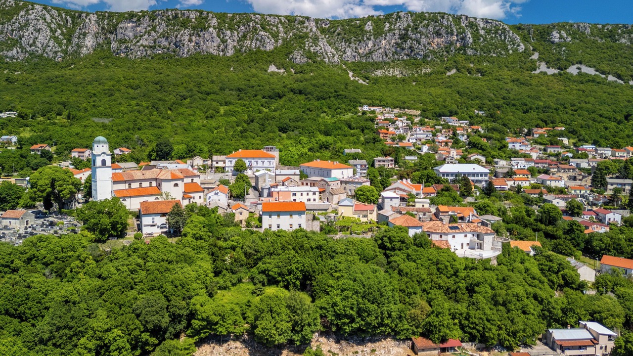 Photo of Outdoor in Bribir