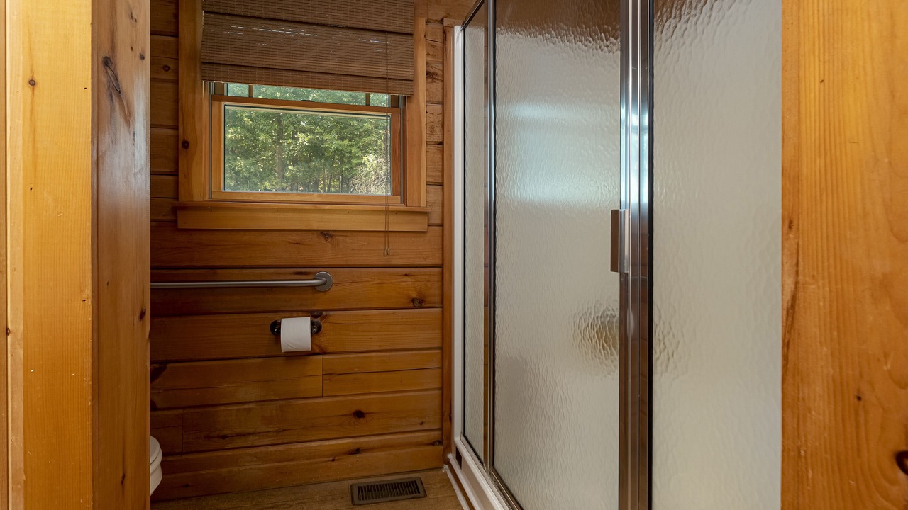 Photo of Bathroom in Carbondale