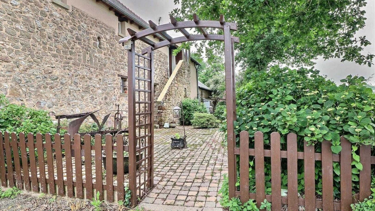 Photo of Outdoor in Saint-Pern