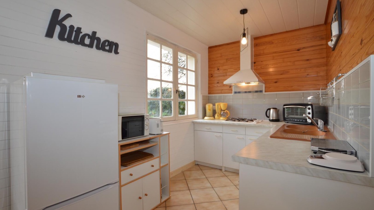 Photo of Kitchen in Saint-Pern