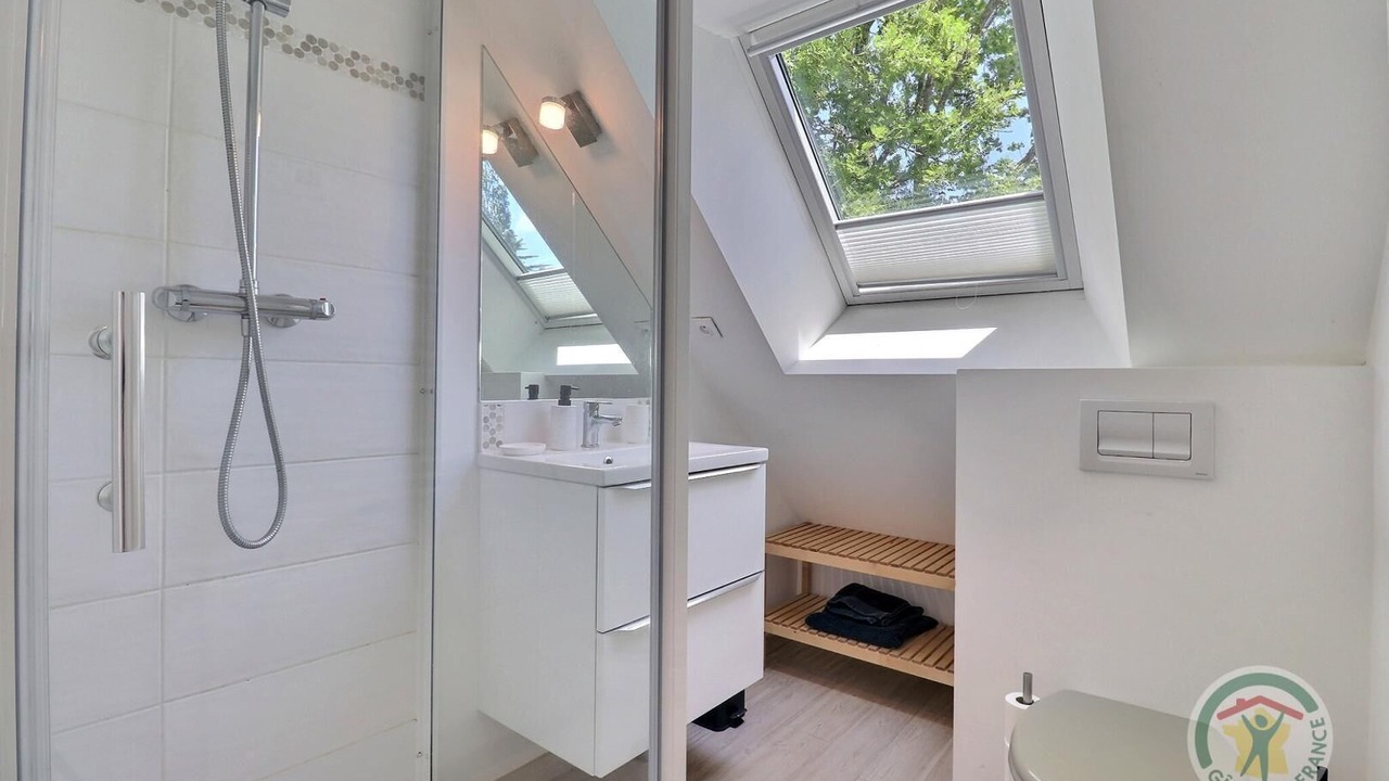 Photo of Bathroom in Thorigne-Fouillard