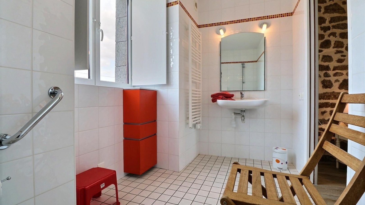 Photo of Bathroom in Miniac-Morvan
