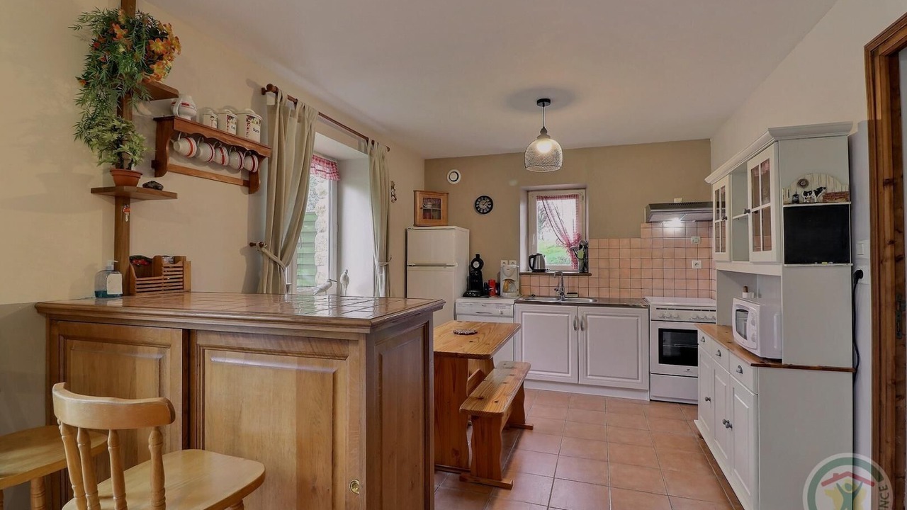 Photo of Kitchen in La Selle-en-Cogles