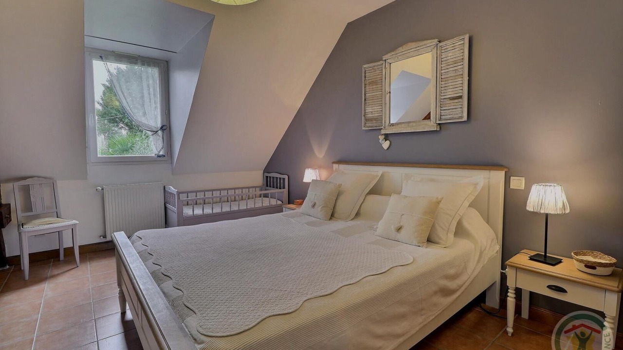 Photo of Bedroom in La Selle-en-Cogles