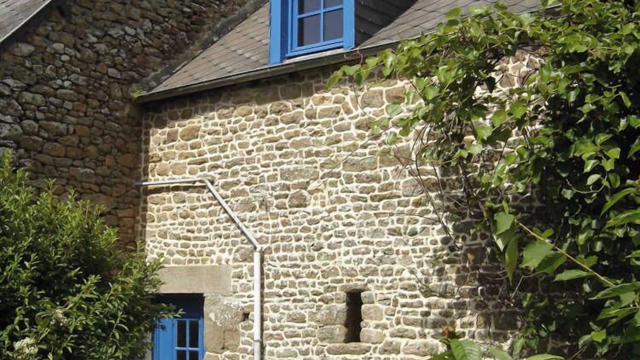 Photo of Outdoor in Saint-Broladre