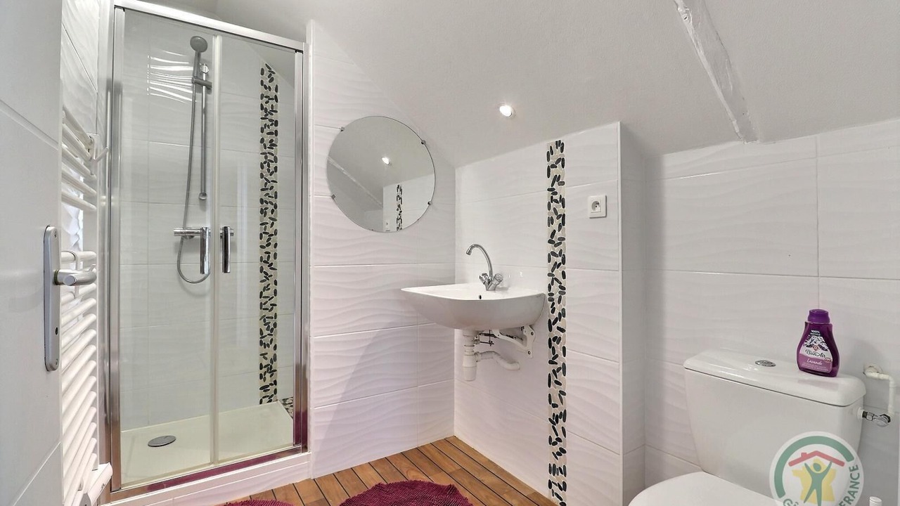 Photo of Bathroom in Montreuil-sur-Ille