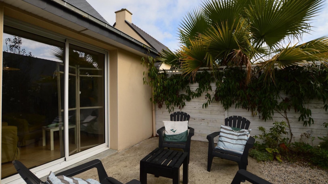 Photo of Patio Balcony in Saint-Meloir-des-Ondes