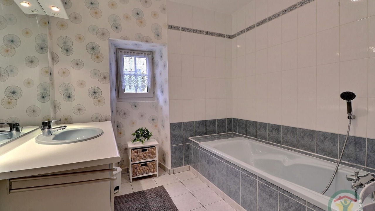 Photo of Bathroom in Saint-Benoit-des-Ondes