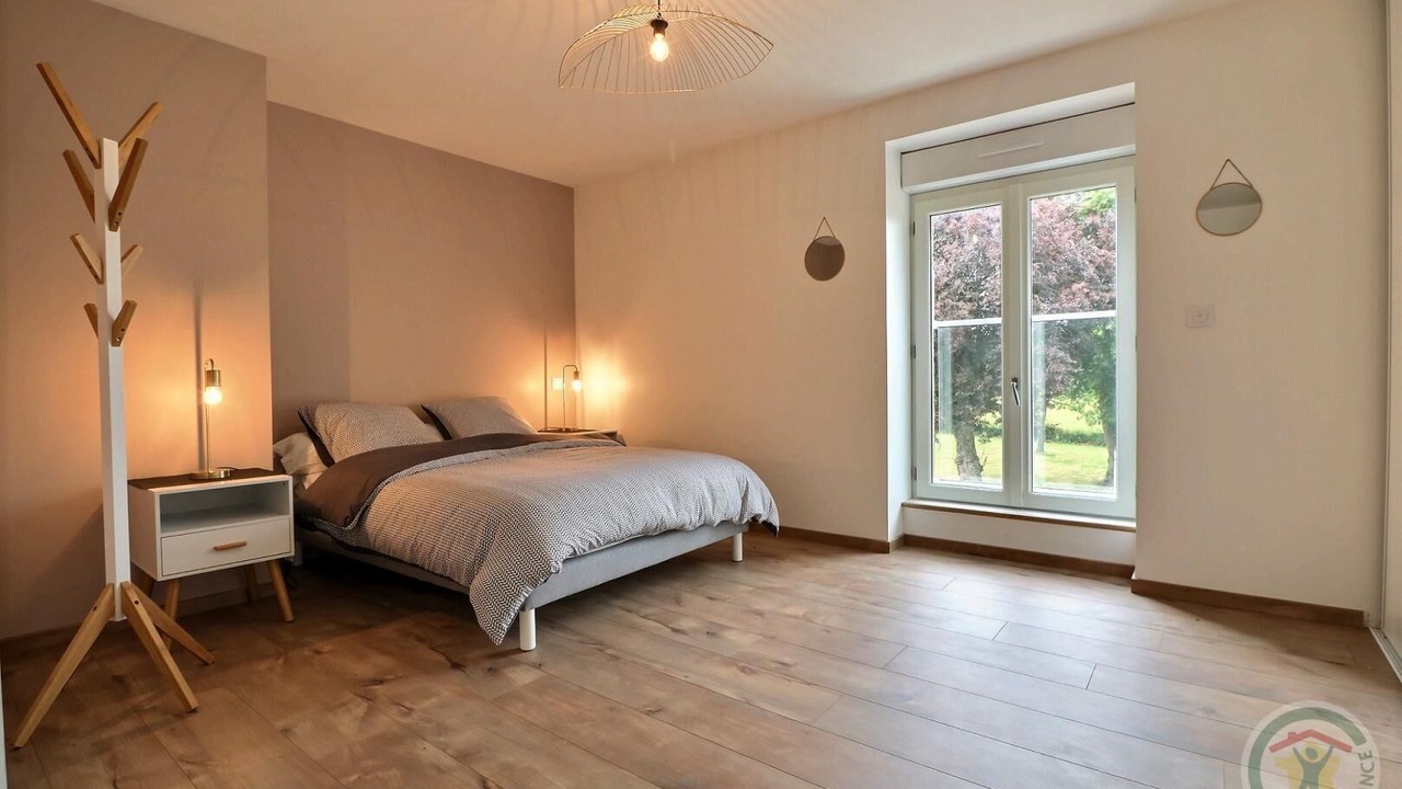 Photo of Bedroom in La Ville-es-Nonais