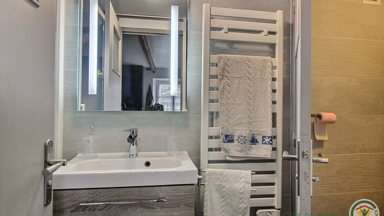 Photo of Bathroom in Binic