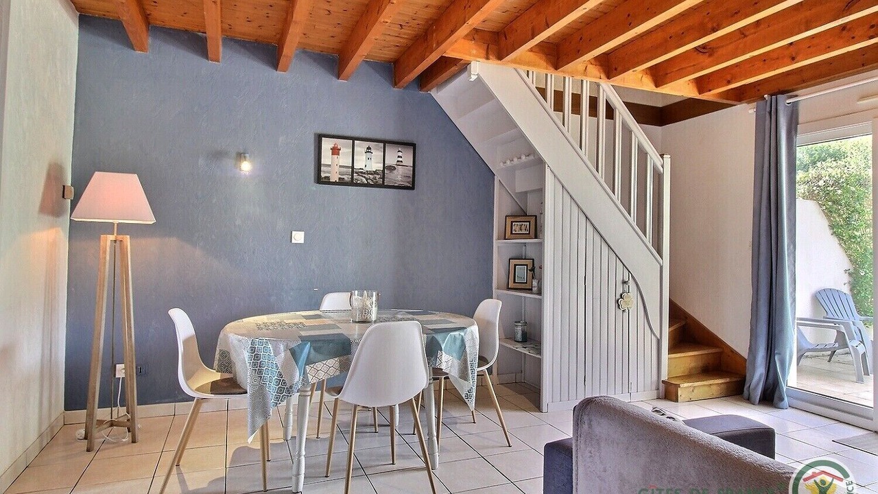 Photo of Others in Cite