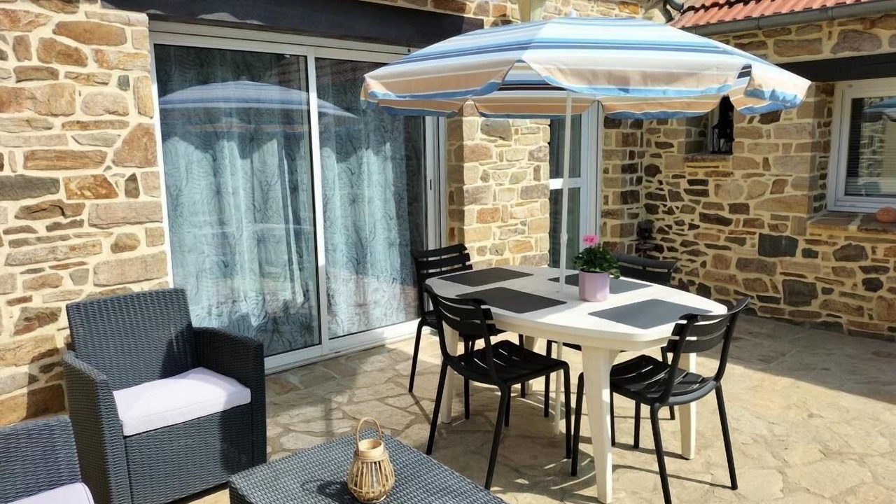 Photo of Outdoor in Pludual