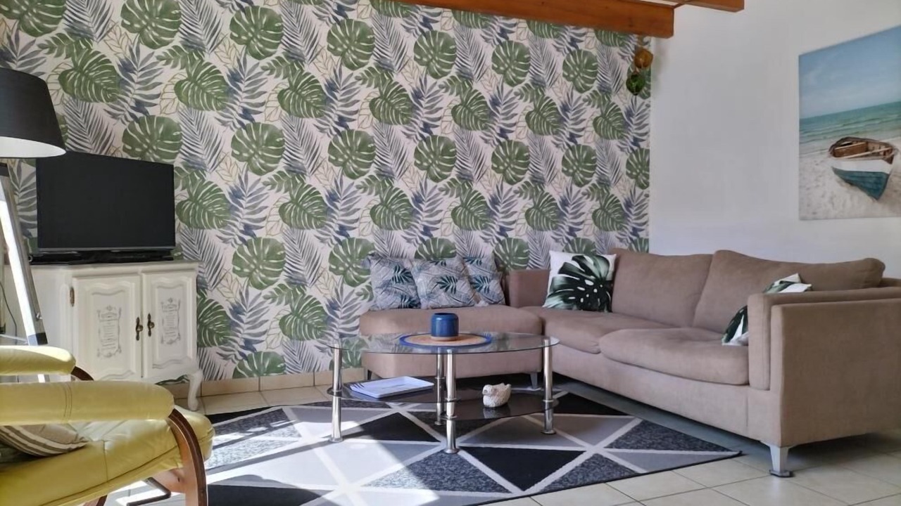 Photo of Livingroom in Pludual