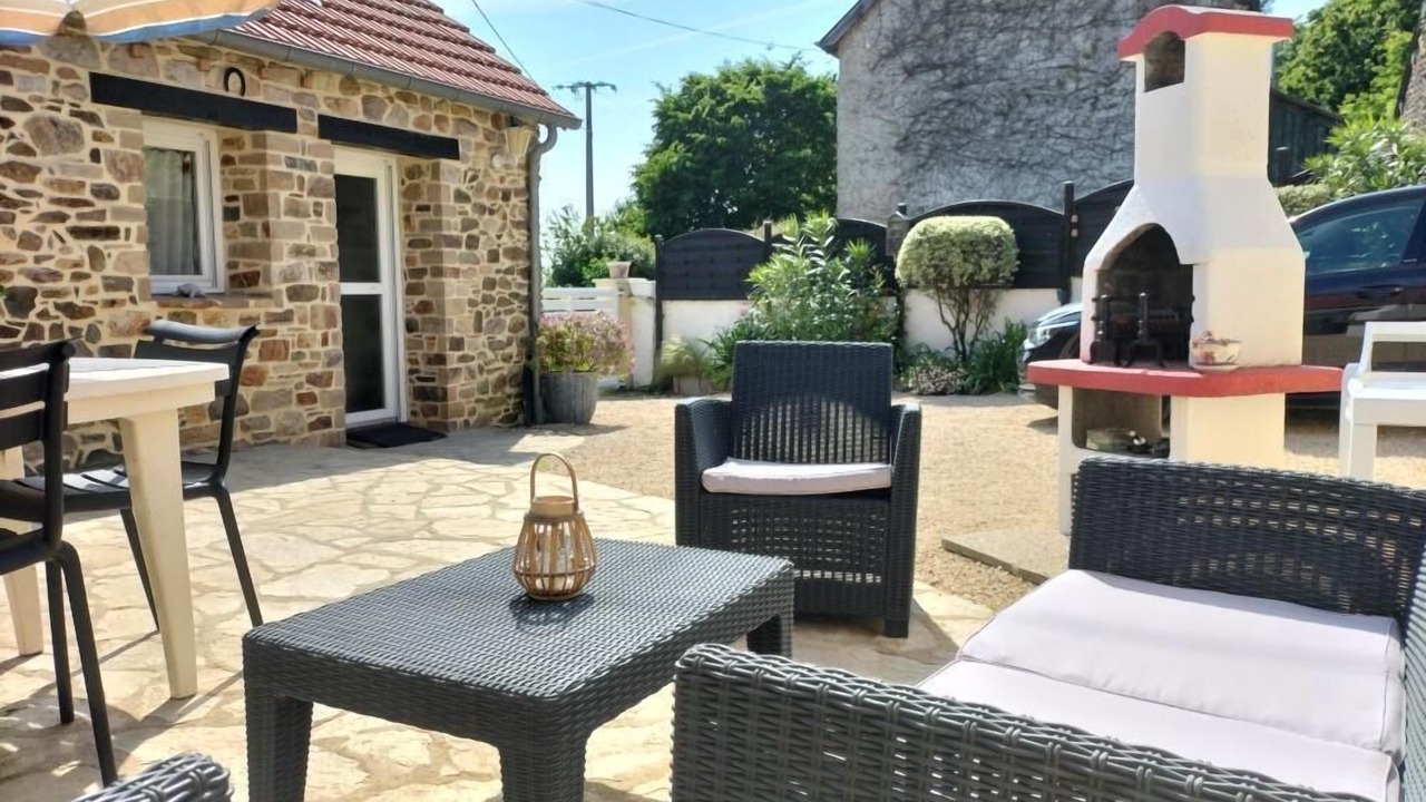 Photo of Outdoor in Pludual