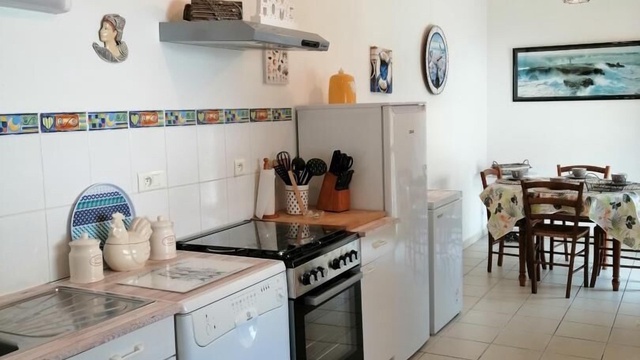 Photo of Kitchen in Pludual