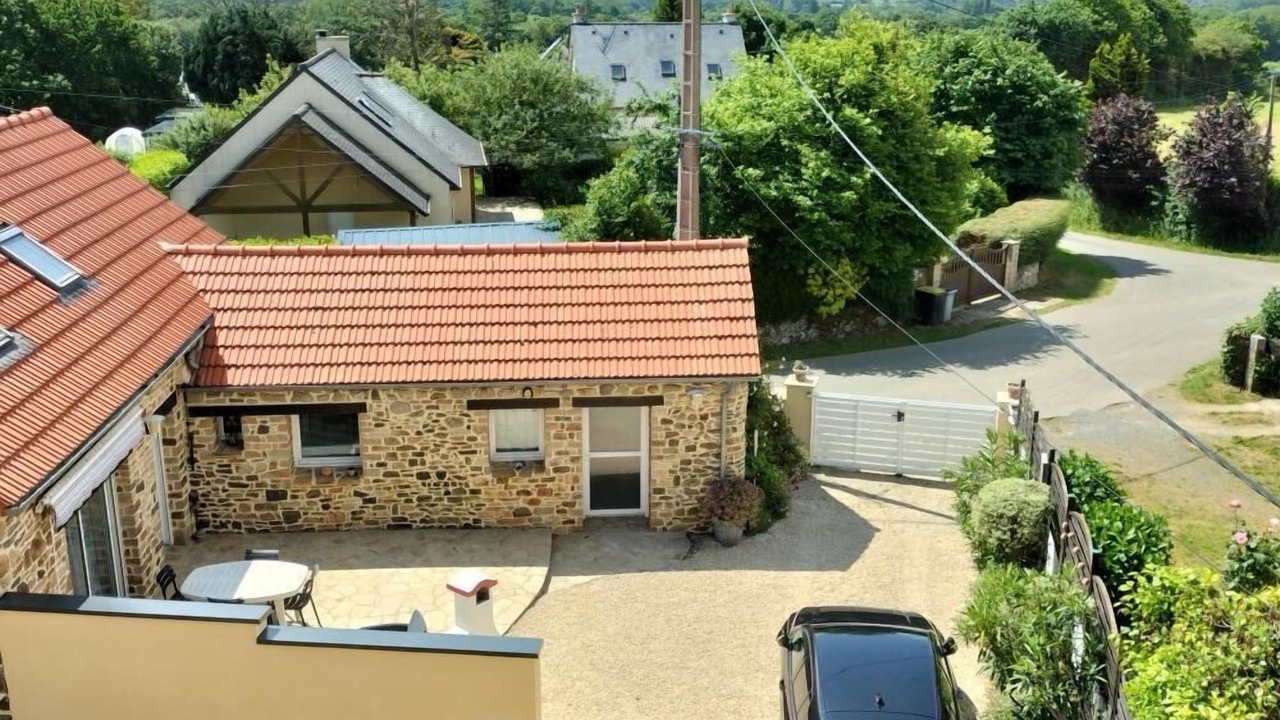 Photo of Outdoor in Pludual