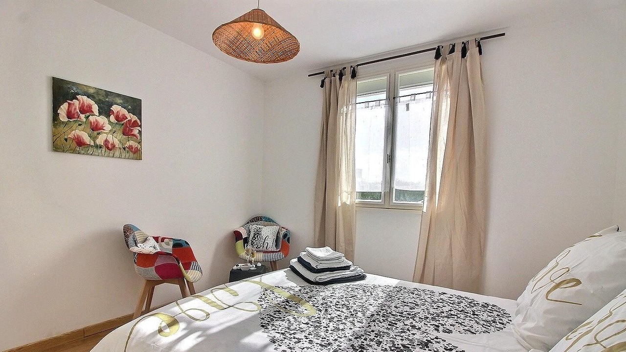 Photo of Bedroom in Plouguiel