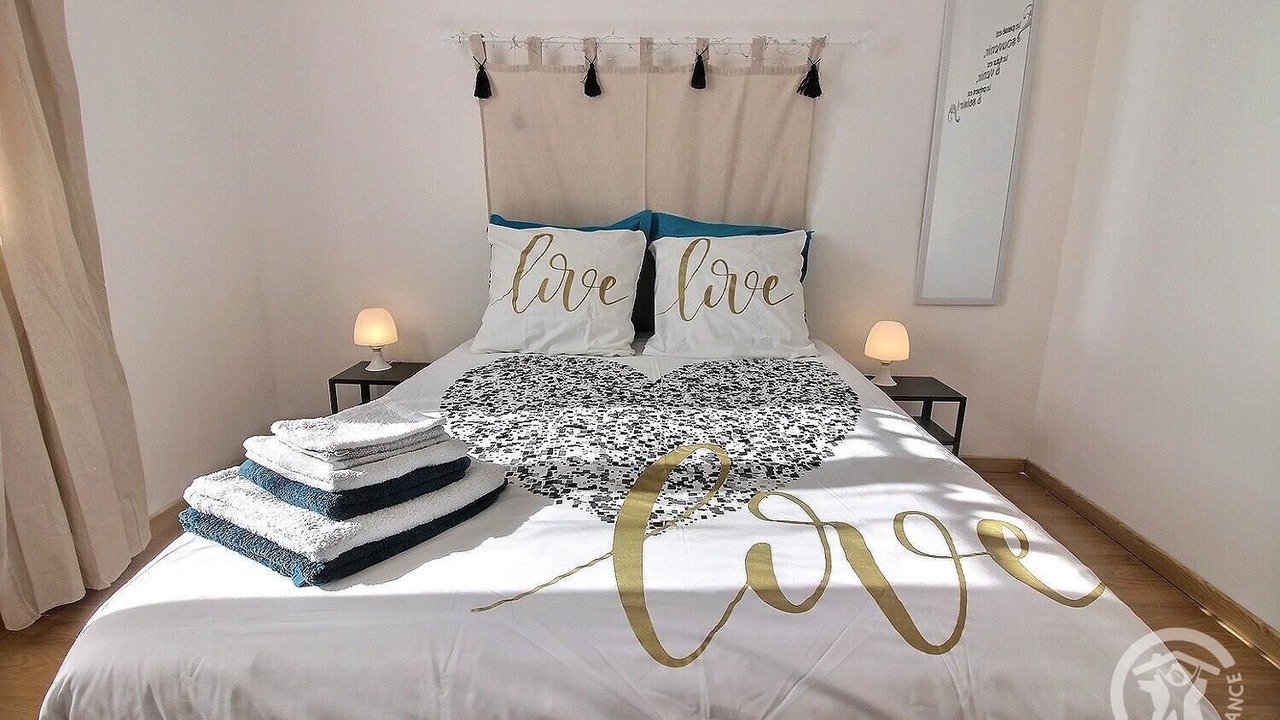 Photo of Bedroom in Plouguiel