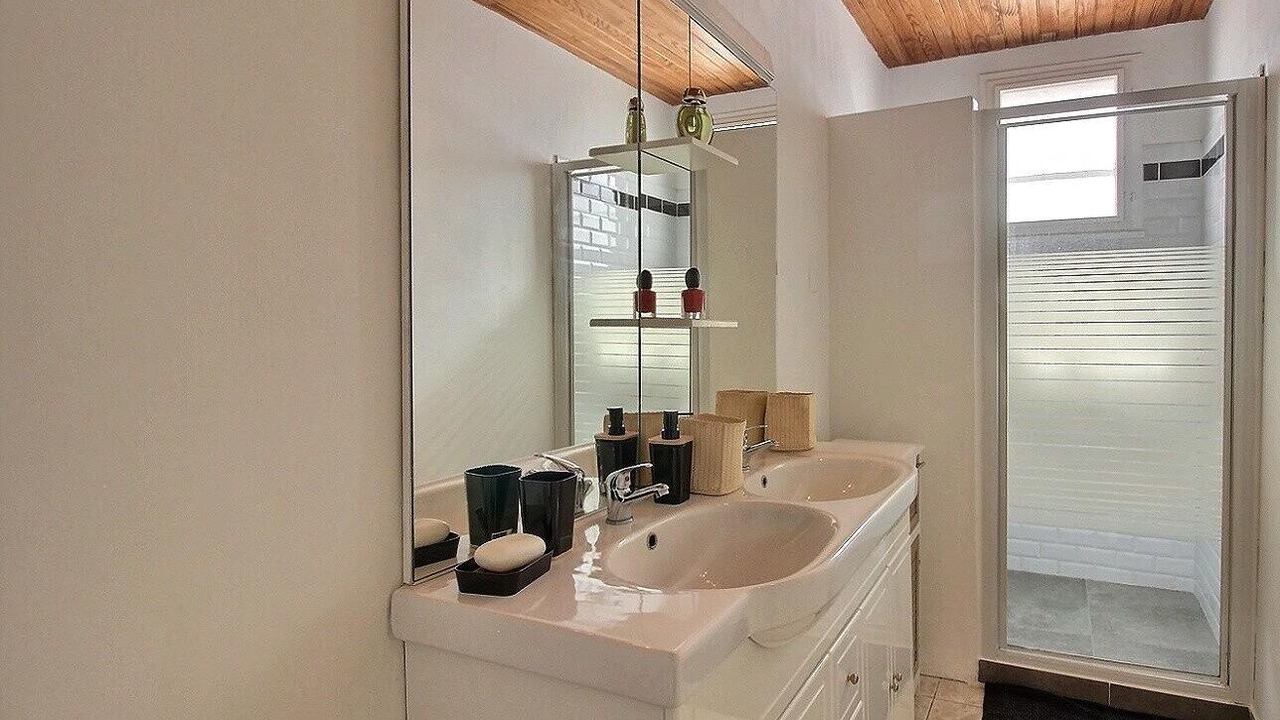 Photo of Bathroom in Plouguiel