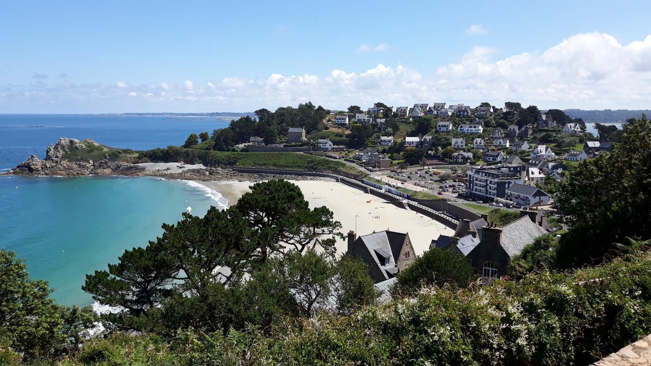 Photo of Others in Perros-Guirec