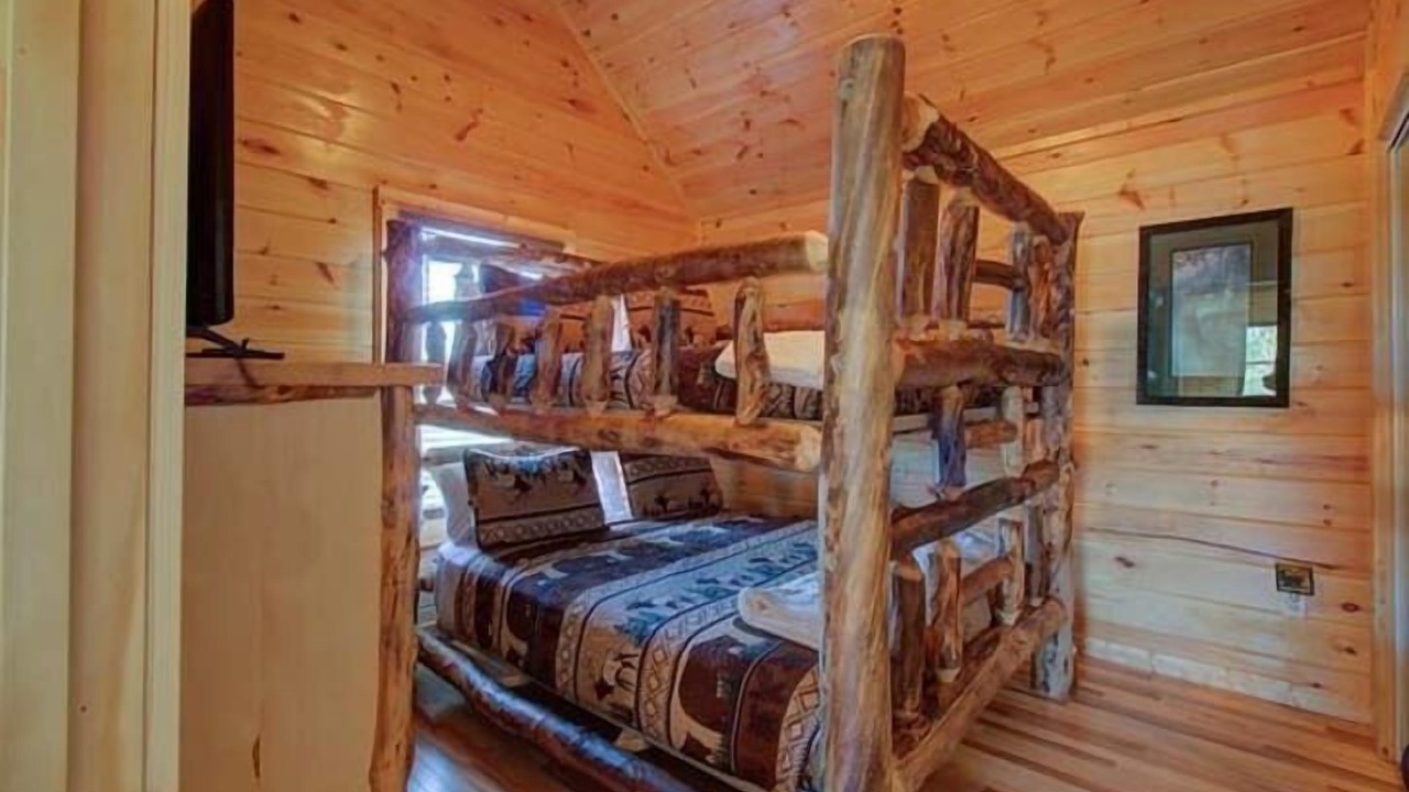 Photo of Bedroom in Pigeon Forge