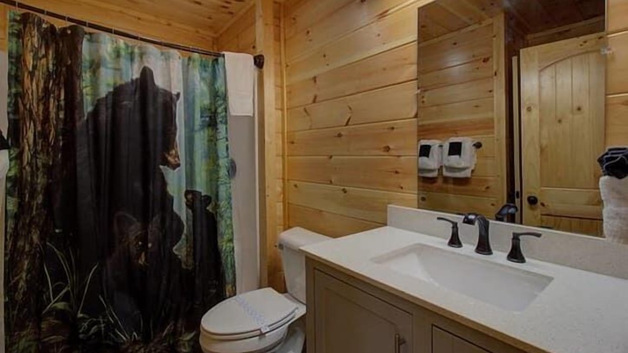 Photo of Bathroom in Pigeon Forge
