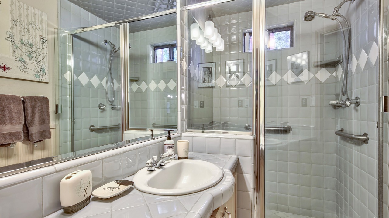 Photo of Bathroom in Tahoe Vista