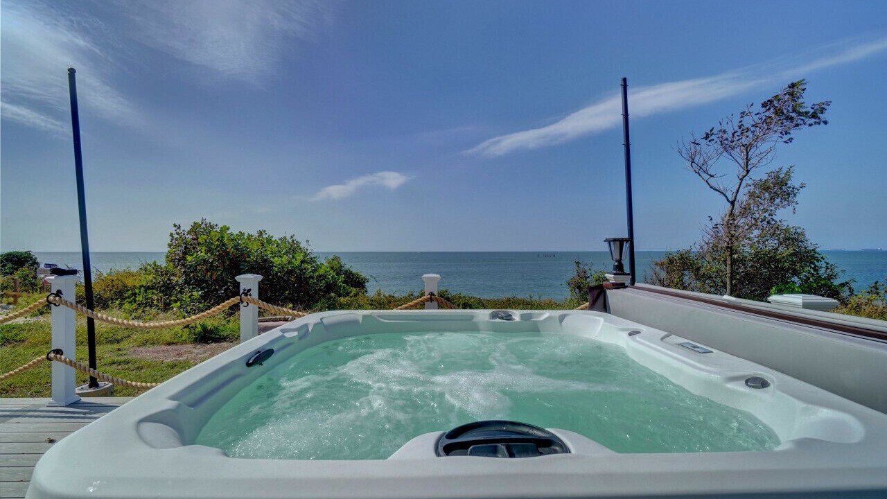 Photo of Outdoor in Picketts Harbor