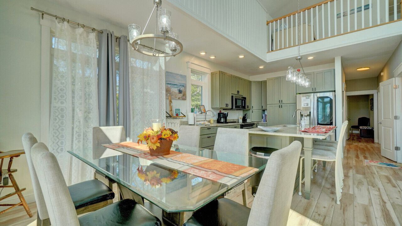 Photo of Others in Picketts Harbor