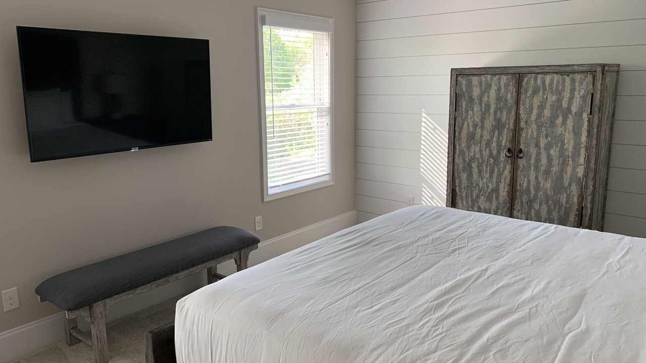 Photo of Bedroom in Acworth