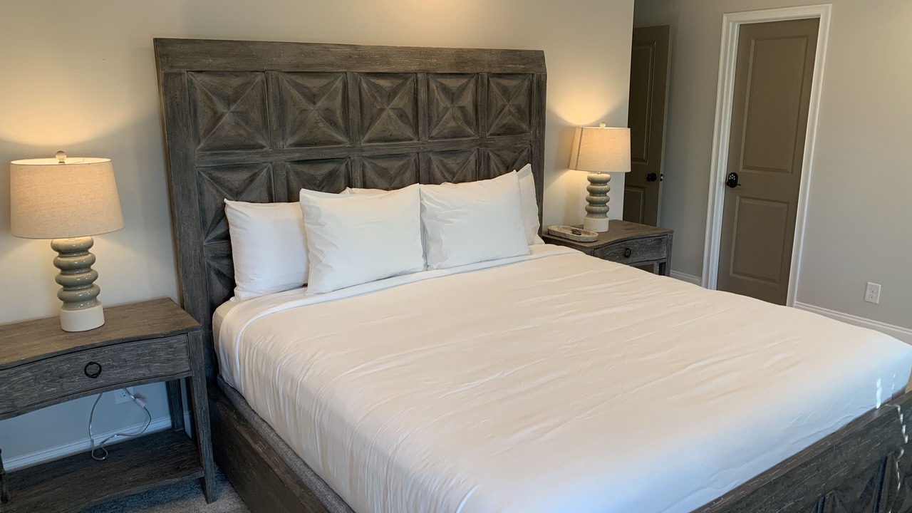 Photo of Bedroom in Acworth