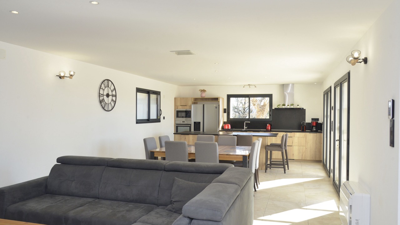 Photo of Livingroom in Bessas