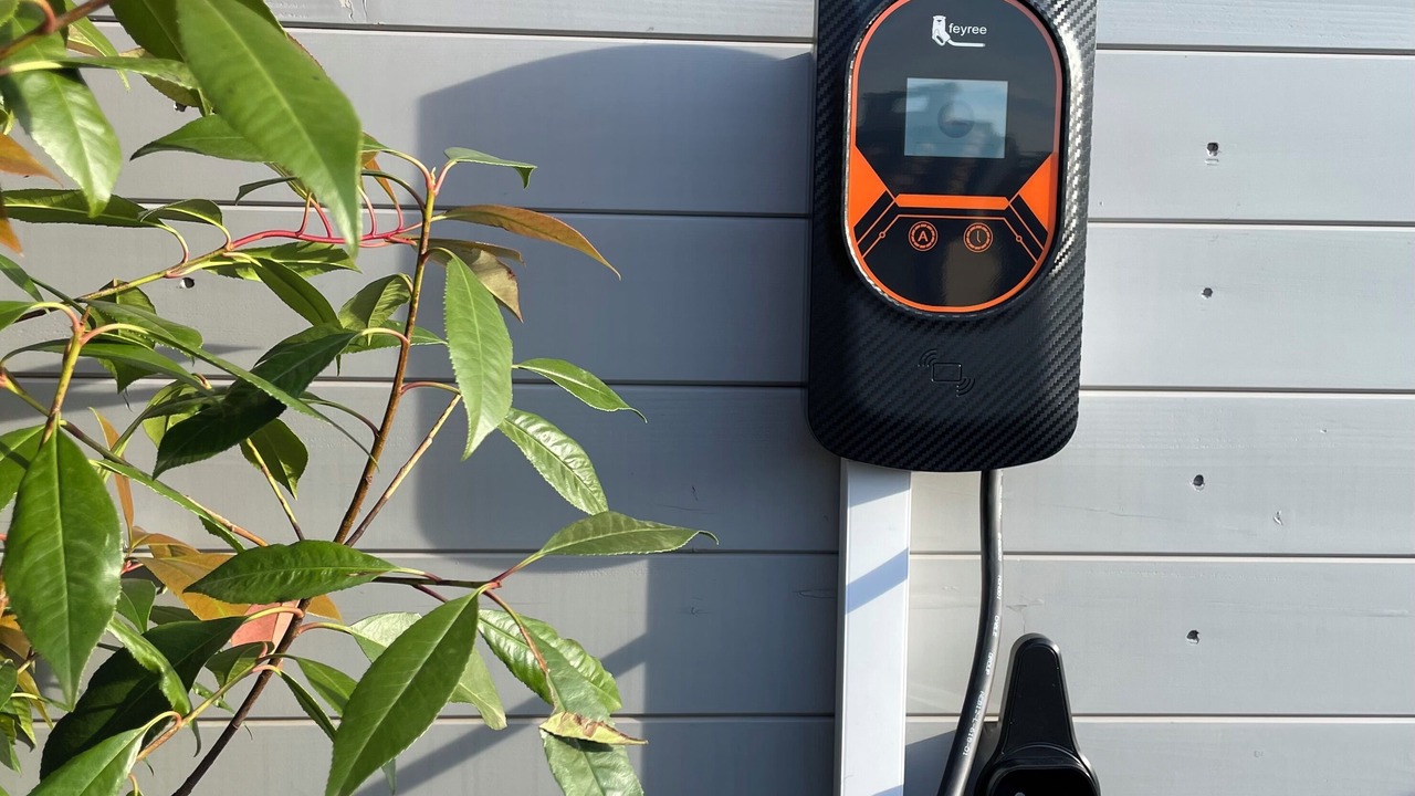 Photo of Outdoor in Tar