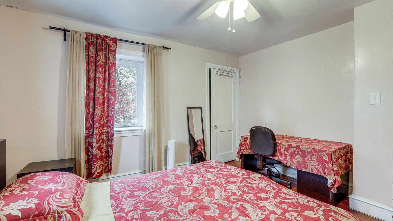 Photo of Bedroom in Upper Darby