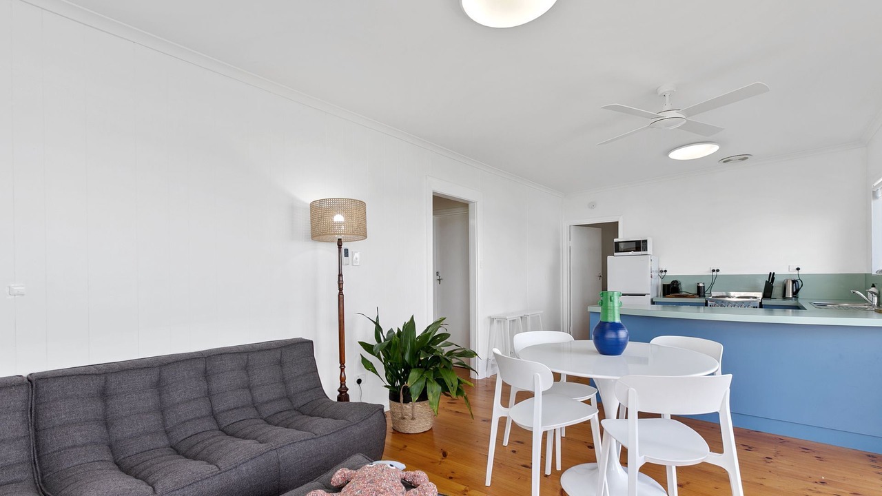 Photo of Livingroom in Skenes Creek