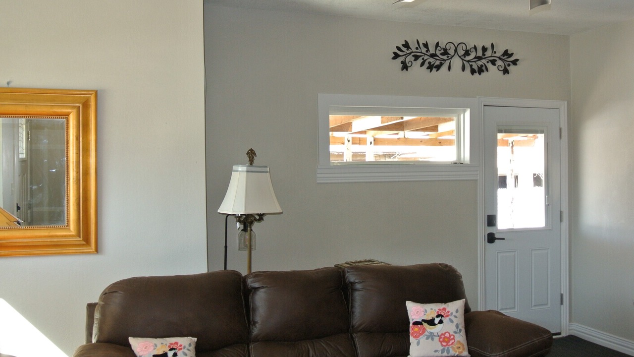 Photo of Livingroom in Vernon
