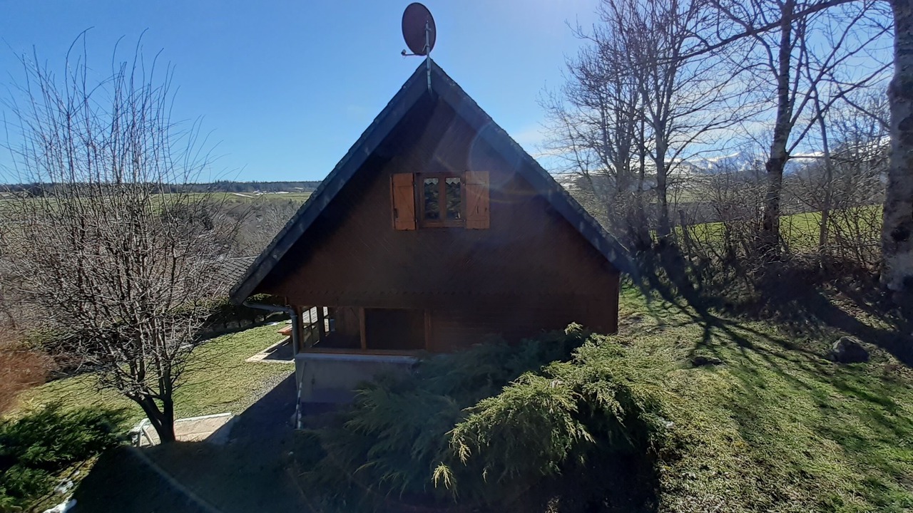Photo of Outdoor in Chambon-sur-Lac