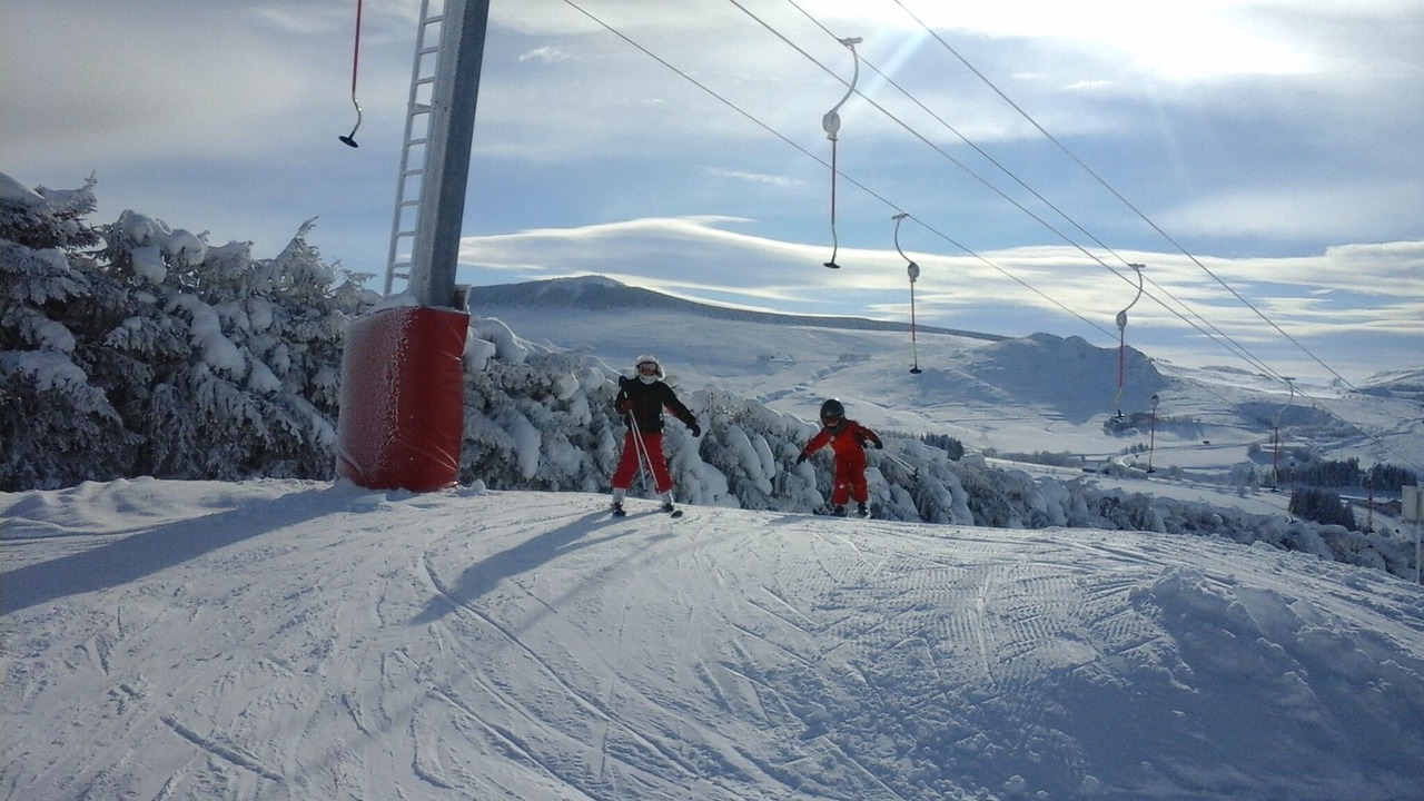 Photo of Others in Chambon-sur-Lac
