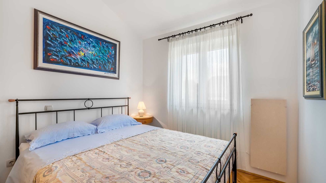 Photo of Bedroom in Baska