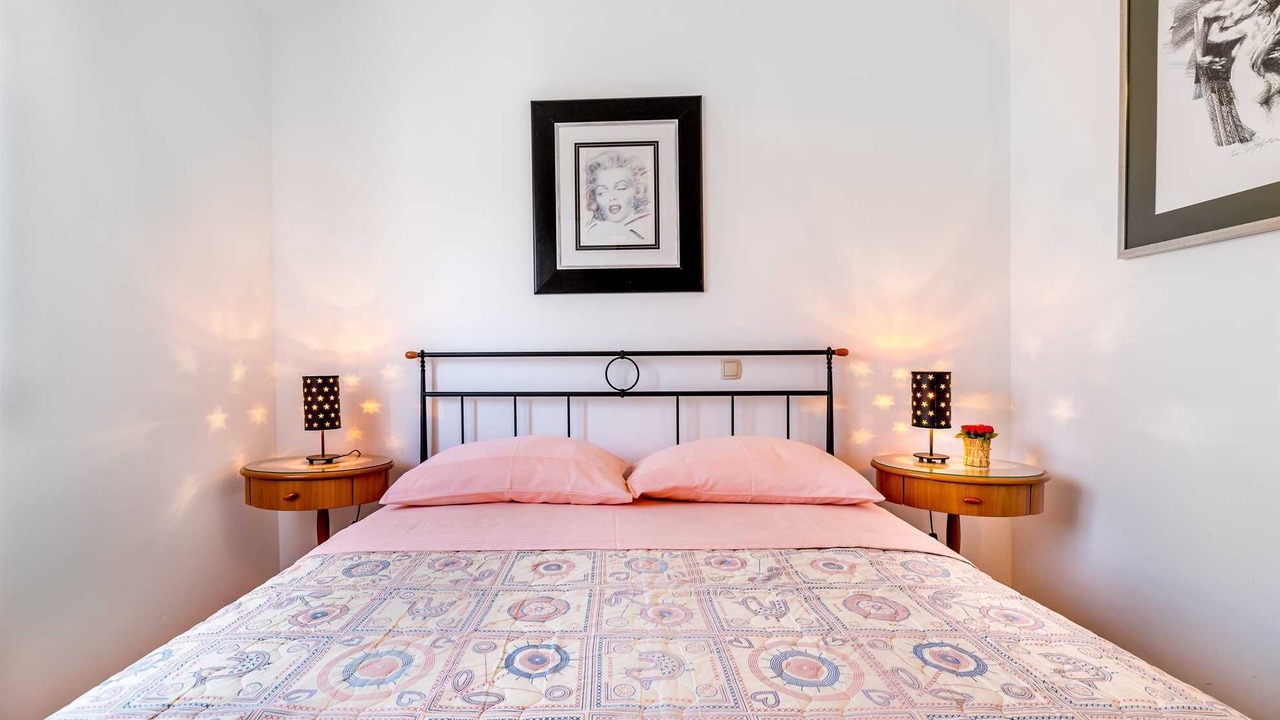 Photo of Bedroom in Baska