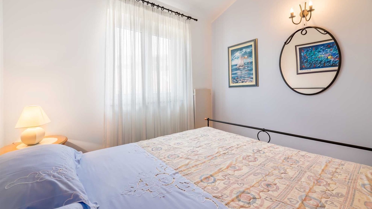 Photo of Bedroom in Baska
