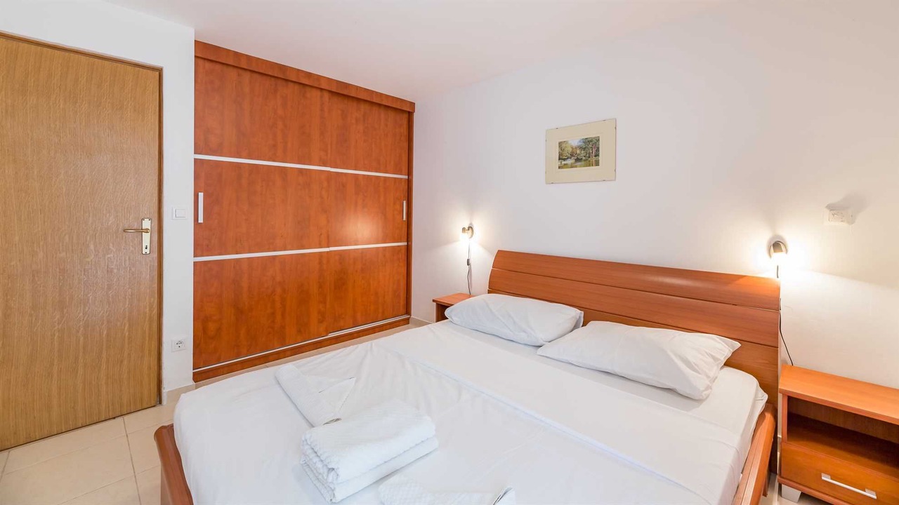 Photo of Bedroom in Baska