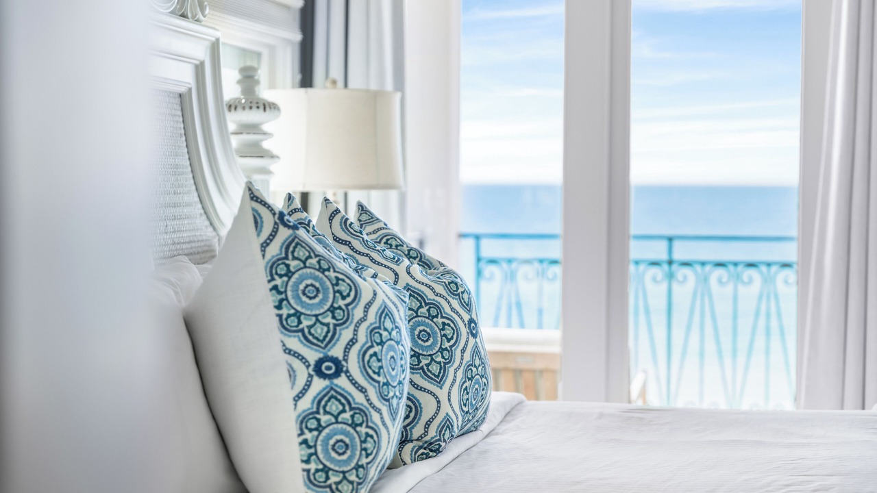 Photo of Bedroom in Delos